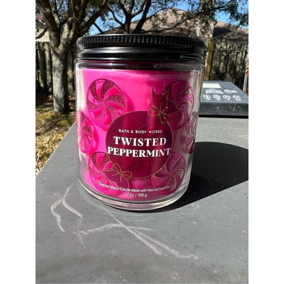 Bath & Body Works 7 Oz Scented Candle Twisted Peopermint 1 Wick Mason Jar New - Picture 1 of 6